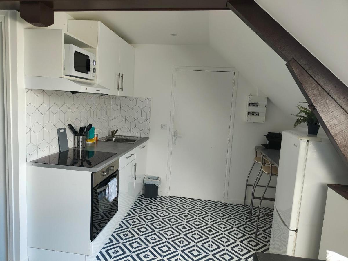 Les Lofts De Provins: Apt 6 Exterior photo